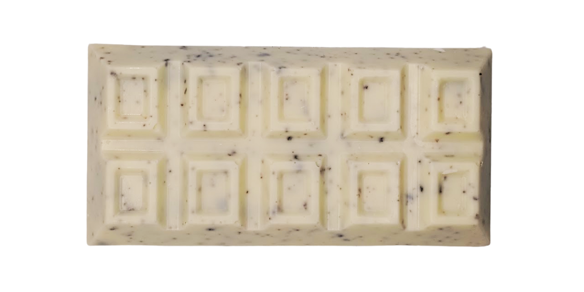 Cookies & Cream dessert bar stuffed with marshmallow, chocolate cake, and chocolate cookies